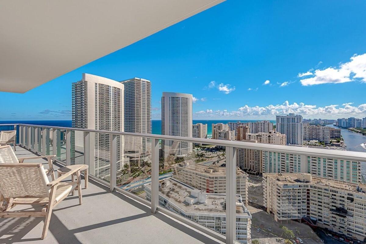 Apartamento Wrap Around Balcony - Insane Views - Amazing Pools Hollywood Exterior foto