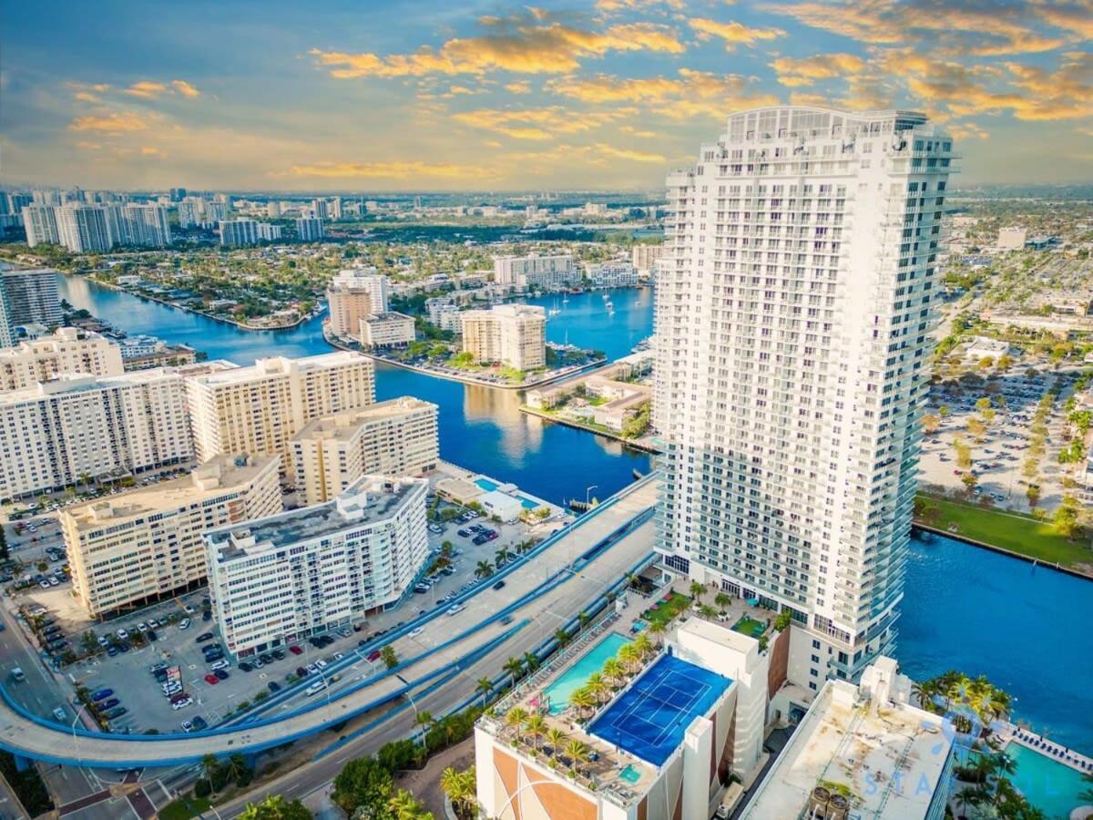 Apartamento Wrap Around Balcony - Insane Views - Amazing Pools Hollywood Exterior foto